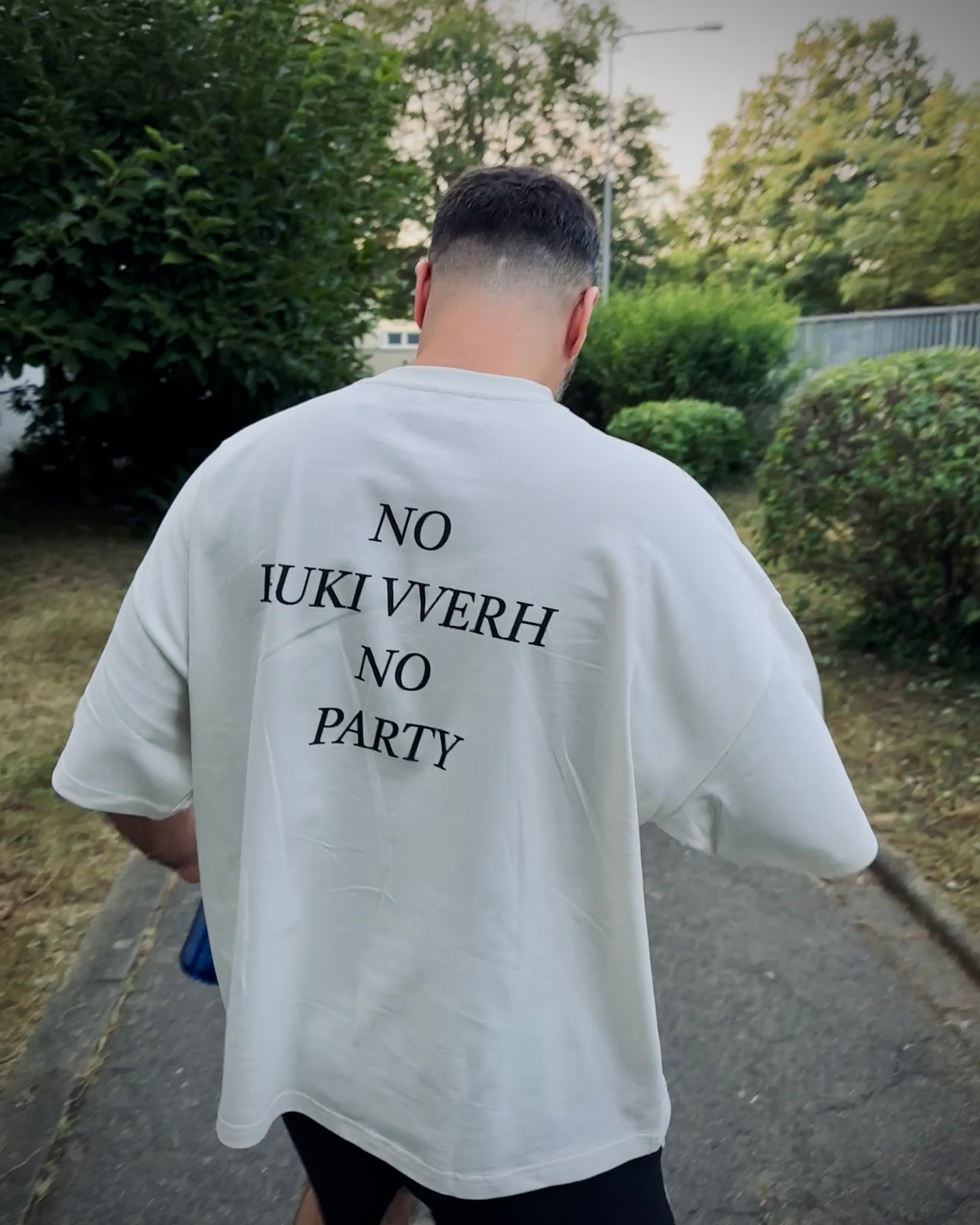 Ruki Vverh Party T-Shirt